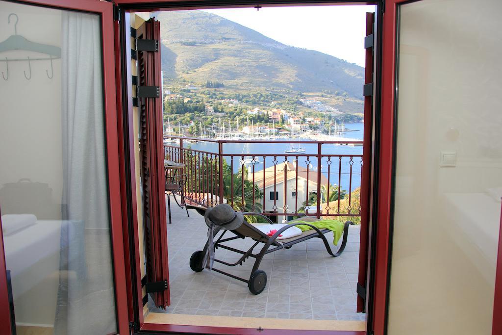 Greka Ionian Suites Айя-Евфимия Экстерьер фото