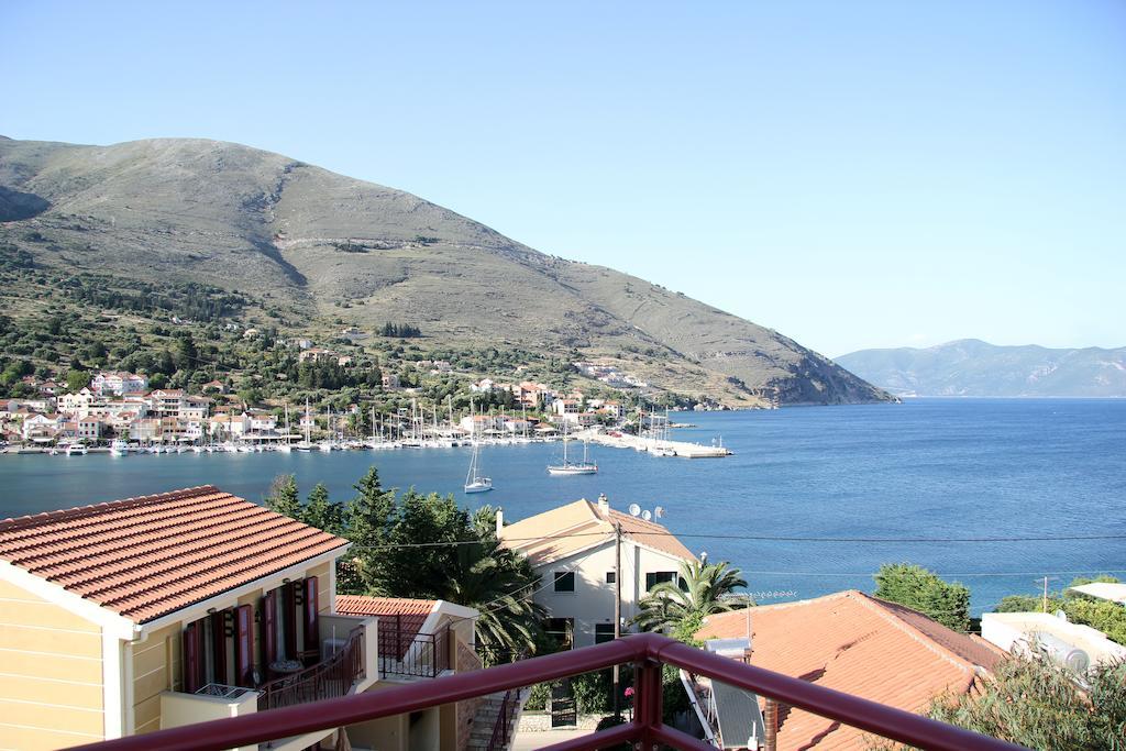 Greka Ionian Suites Айя-Евфимия Экстерьер фото